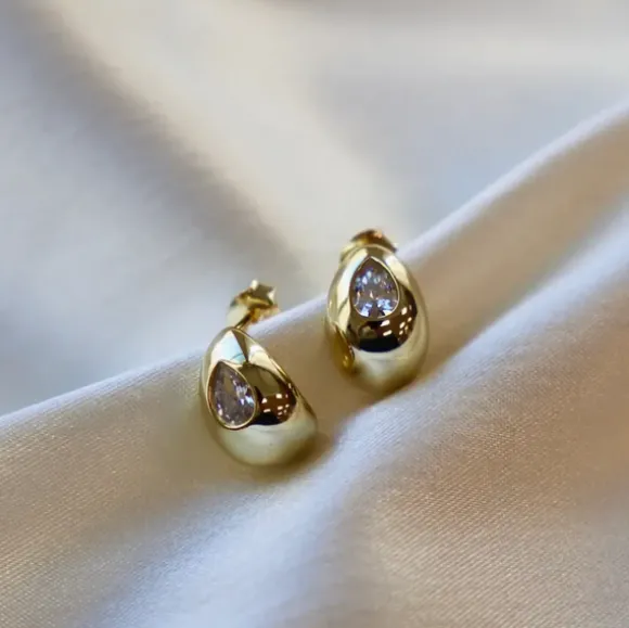 katie_waltman_jasmine_stu_0.webp Katie Waltman Jasmine Studs