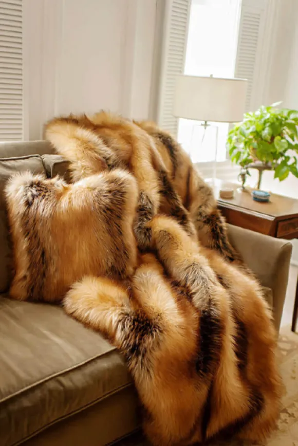 Red Fox Faux Fur Throw 60 x 72